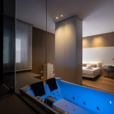 Amorgiu Luxury Suites Palermo Ngoại thất bức ảnh