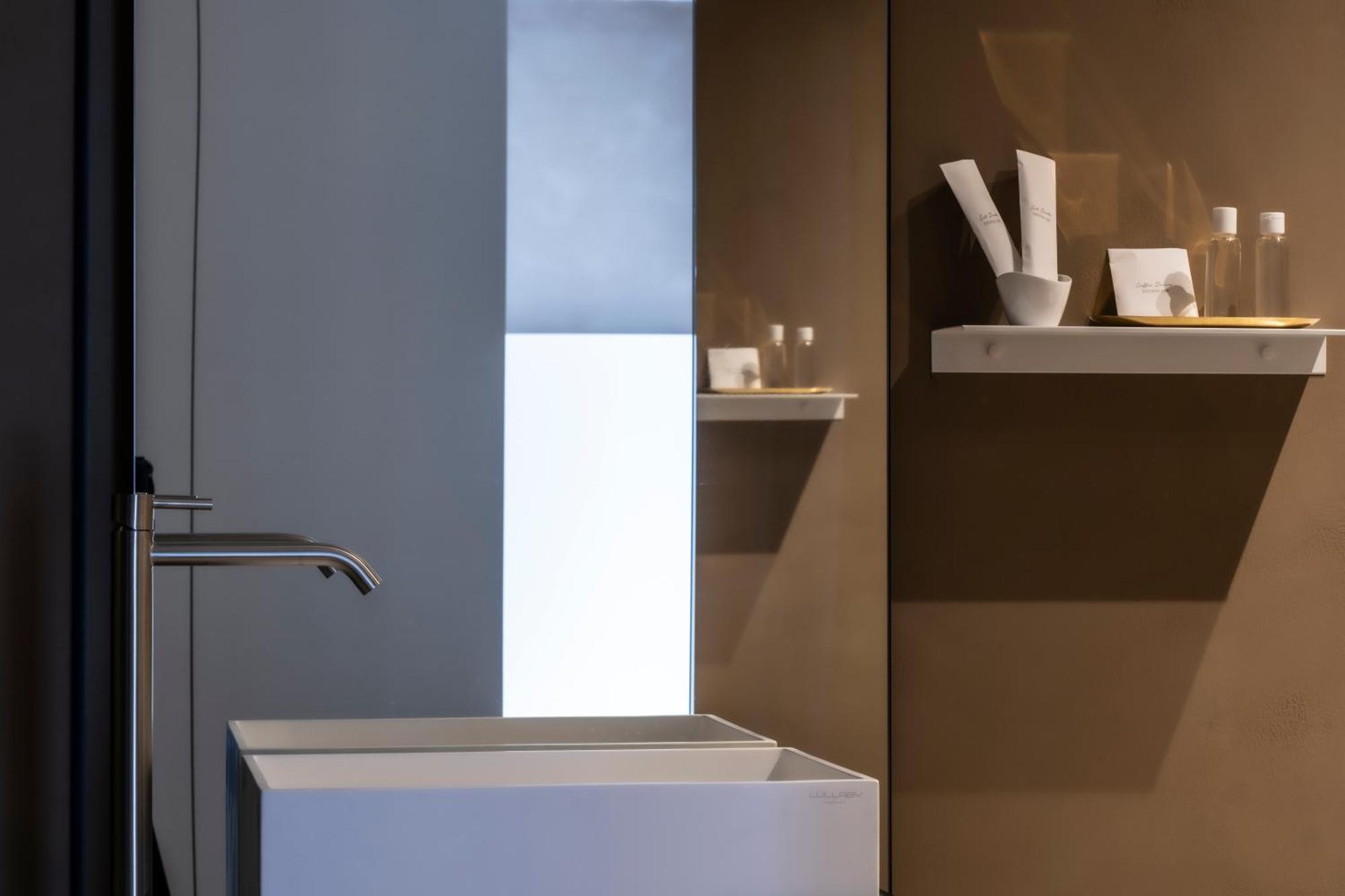 Amorgiu Luxury Suites Palermo Ngoại thất bức ảnh