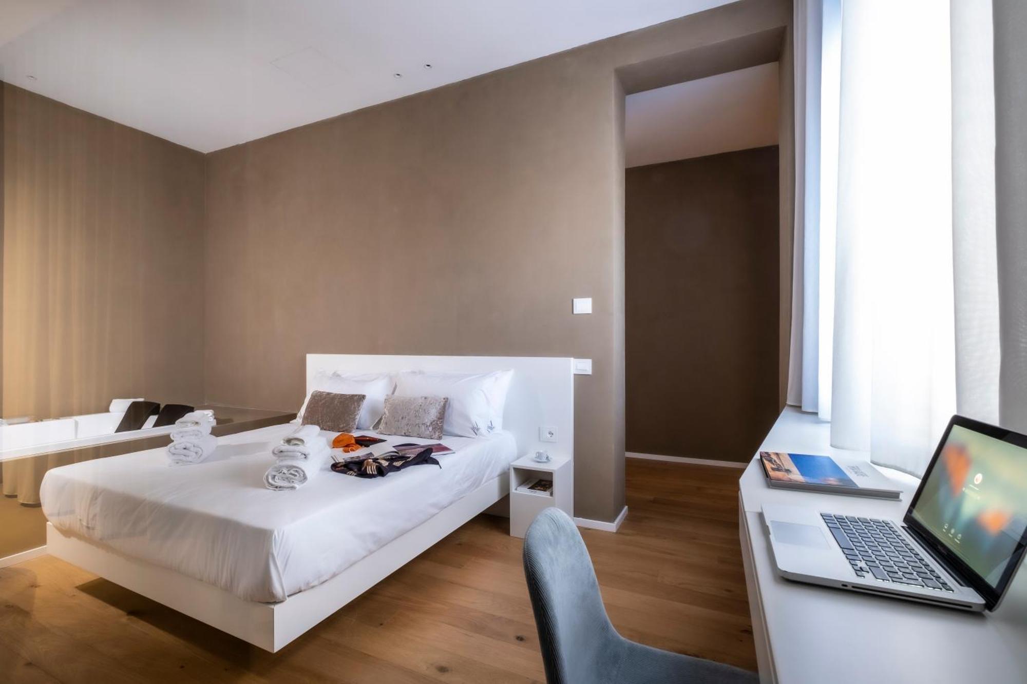Amorgiu Luxury Suites Palermo Ngoại thất bức ảnh